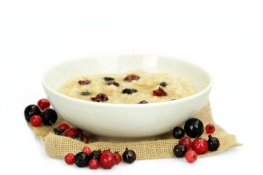 blackcurrant and cranberry porridge - acacia honey, oats, blackcurrants and cranberries blackcurrant and cranberry porridge - acacia honey, oats, blackcurrants and cranberries